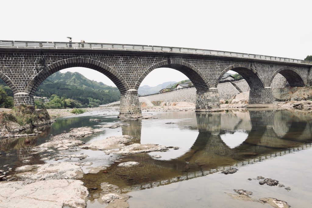馬溪橋をわたり、大正時代の空気がパックされたような平田集落をめぐってみませんか。